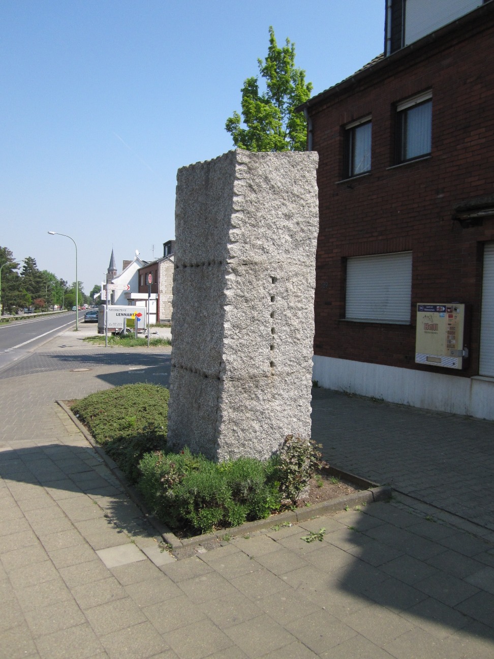 2011 0414 Stele Gürzenich